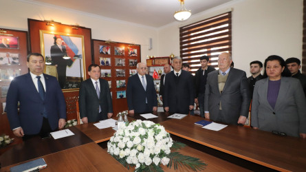 BDU-nun Qazax filialında “Xocalı faciəsi - Qalib xalqın silinməyən yaddaşı” adlı anım tədbiri keçirilib 26.02.2025