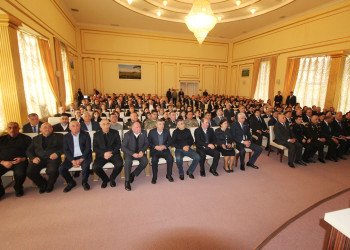 Qazax Rayon İcra Hakimiyyəti başçısının rayonun 2025-ci ilin sosial-iqtisadi inkişafının yekunlarına və 2026-cı ildə qarşıda duran vəzifələrə həsr olunmuş hesabat yığıncağı keçirilib 13.01.2026