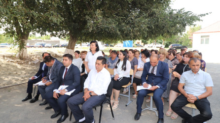 Qazaxda icra başçısının vətəndaşlarla keçirilən bugünkü səyyar görüşü Dəmirçilər kənd sakinləri ilə olub-21.08.2025