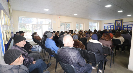 Qazaxda icra başçısının yanvar ayında vətəndaşlarla keçirilən növbəti səyyar görüşü şəhərin Nəriman Nərimanov yaşayış massivində yaşayan sakinlərlə olub 15.01.2026