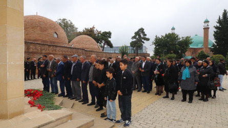 Qazaxda 27 Sentyabr - Anım Günündə qəhrəman Vətən oğullarının əziz xatirəsi ehtiramla anılıb 27.09.2025