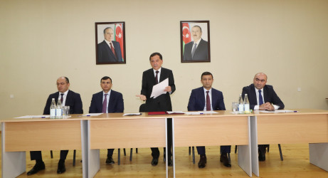 Qazaxda təhsil işçilərinin iştirakı ilə müşavirə keçirilib 30.09.2025