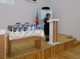 Qazaxda 8 Noyabr - Zəfər Gününün beşinci ildönümünə həsr edilmiş kitab və rəsm sərgisi, Vətən müharibəsi şəhidi tibb xidməti leytenantı Adil Əfəndiyevə həsr edilmiş “O, bizim Adildi” kitabının təqdimat mərasimi olub -22.10.2025