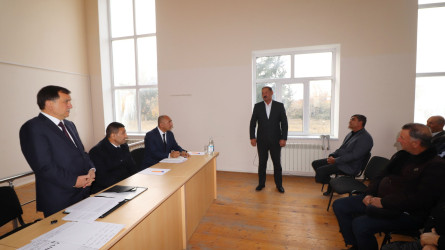 Qazaxda icra başçısının noyabr ayı üzrə vətəndaşlarla keçirilən sonuncu səyyar görüşü rayonun Yuxarı Salahlı kəndində olub -26.11.2025