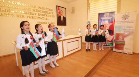 Qazaxda Ümummilli Lider Heydər Əliyevin anadan olmasının 102-ci ildönümünə həsr edilmiş “Nə zaman, nə məkan anlayışına sığmayan şərəfli və mənalı ömür” mövzusunda tədbir keçirilib 07.05.2025