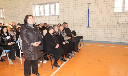 Qazaxda icra başçısının 2026-cı ilin yanvar ayı üzrə vətəndaşlarla keçirilən ilk səyyar görüşü rayonun Daş Salahlı kəndində olub 08.01.2026