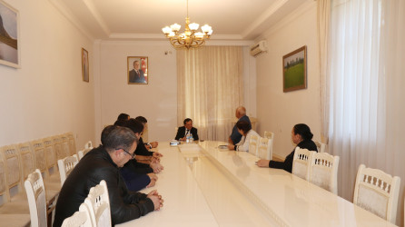 Qazaxda icra başçısı idmançılarla görüşüb 06.10.2025