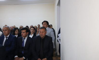 İcra başçısının Qazax şəhəri Əliağa Şıxlinski küçəsində yaşayan sakinlərlə səyyar görüşü keçirilib 02.10.2025