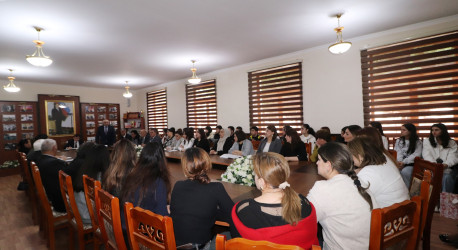 BDU-nun Qazax filialında “Azərbaycanın rəqəmsal inkişaf strategiyası və Təhsil” mövzusunda infosessiya keçirilib 06.03.2026