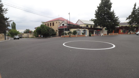 Qazaxda yeni asfalt örtüyü vurulmuş küçələrdən FOTOLAR (Bakı küçəsinin dairədən (“Əsədoğlu” marketin yanı) avtovağzalın qarşısına olan hissəsi və Əliağa Şıxlinski küçəsi) - 15.09.2025