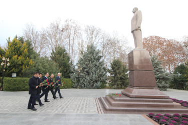 Qazax Rayon İcra Hakimiyyəti başçısının rayonun 2025-ci ilin sosial-iqtisadi inkişafının yekunlarına və 2026-cı ildə qarşıda duran vəzifələrə həsr olunmuş hesabat yığıncağı keçirilib 13.01.2026