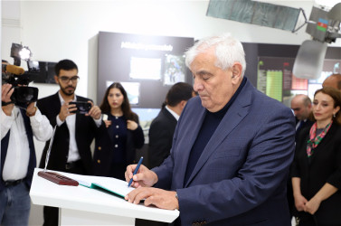 ADU məzunlarının professionallıq və peşə vərdişlərinin təkmilləşdirilməsi konfransının açılış mərasimi keçirilib 03.10.2025