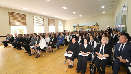 Qazaxda təhsil işçilərinin iştirakı ilə müşavirə keçirilib 30.09.2025