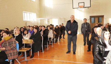 Qazaxda icra başçısının 2026-cı ilin yanvar ayı üzrə vətəndaşlarla keçirilən ilk səyyar görüşü rayonun Daş Salahlı kəndində olub 08.01.2026