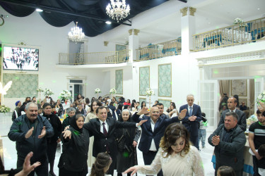 Qazaxda icra başçısı “Azərbaycan Bayrağı” ordenli şəhid gizir Azad Kərimovun övladlarının kiçik toy məclisində iştirak edib və xoş arzularını çatdırıb 24.04.2026