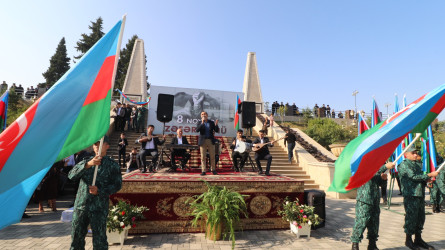 Qazaxda 8 Noyabr - Zəfər Gününün beşinci ildönümünə həsr olunmuş “Zəfərin mübarək Azərbaycan!” başlıqlı bayram tədbiri keçirilib 07.11.2025
