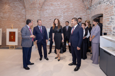 Üzeyir Hacıbəylinin 140 illik yubileyi ADA Universitetinin Qazax Mərkəzində qeyd olunub 20.09.2025