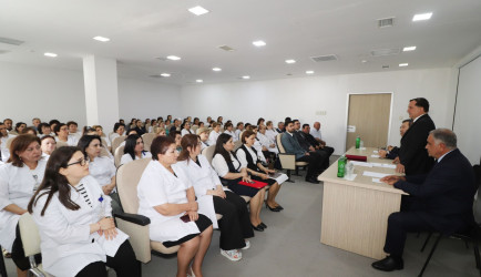 Millət vəkili Səməd Seyidov və icra başçısı Rəcəb Babaşov səhiyyə işçiləri ilə görüşüb 03.06.2025