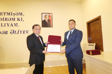 Qazaxda bir qrup dövlət qulluqçusu Peşə Bayramı Günü münasibətilə Fəxri Fərmanla təltif edilib-23.06.2025