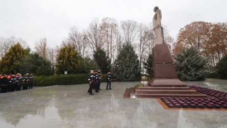 Qazaxda “Azərişıq” ASC-nin yaranmasının 10 illiyi münasibətilə Ulu Öndər Heydər Əliyevin abidəsi və Ümummilli Liderin adını daşıyan Mərkəz ziyarət olunub 06.02.2025