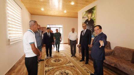 Şəhid əsgər Nəsibov Akşin Vasif oğlunun  təmir edilmiş, lazm olan bütün mebel və avadanlıqlarla təmin olunmuş yaşayış evi ailə üzvlərinin istifadəsinə verilib. 21.07.2026