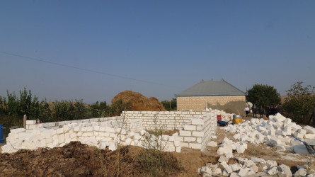 İcra başçısı şəhid ailəsinin evində aparılan təmir işləri ilə yerində tanış olub-01.08.2025