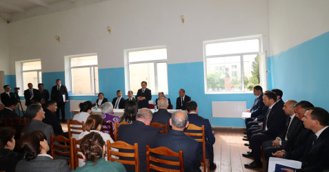 Qazaxda icra başçısının may ayı üzrə vətəndaşlarla keçirilən ilk səyyar görüşü rayonun Xanlıqlar kəndində olub-07.05.2026
