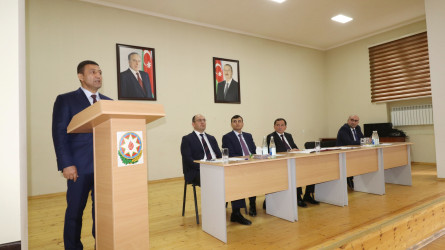 Qazaxda təhsil işçilərinin iştirakı ilə müşavirə keçirilib 30.09.2025