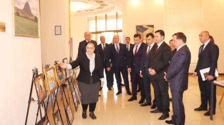 Qazax Rayon İcra Hakimiyyəti başçısının rayonun 2025-ci ilin sosial-iqtisadi inkişafının yekunlarına və 2026-cı ildə qarşıda duran vəzifələrə həsr olunmuş hesabat yığıncağı keçirilib 13.01.2026