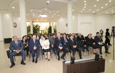 Qazaxda görkəmli oftalmoloq-alim, akademik Zərifə Əliyevanın anım günü ilə əlaqədar “Zirvələrə yüksələn zərif insan ömrü” adlı tədbir keçirilib 15.04.2025