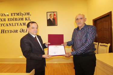 Qazaxda icra başçısı bir qrup əməkdaşı Fəxri Fərmanla təltif edib 04.03.2025