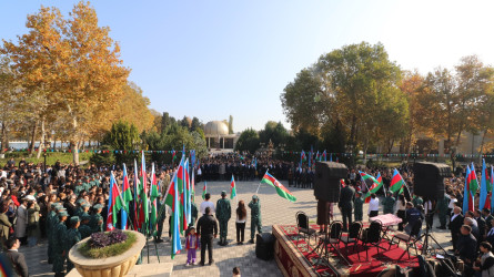 Qazaxda 8 Noyabr - Zəfər Gününün beşinci ildönümünə həsr olunmuş “Zəfərin mübarək Azərbaycan!” başlıqlı bayram tədbiri keçirilib 07.11.2025