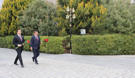 Qazax Rayon İcra Hakimiyyəti başçısının rayonun 2025-ci ilin sosial-iqtisadi inkişafının yekunlarına və 2026-cı ildə qarşıda duran vəzifələrə həsr olunmuş hesabat yığıncağı keçirilib 13.01.2026