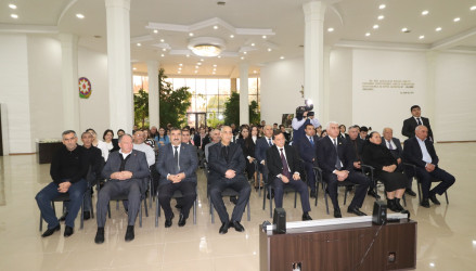 Qazaxda “Konstitusiya və Suverenlik ili – Milli dövlətçilik tariximizin məntiqi davamı, müasir inkişaf mərhələsinin əsas ideoloji xəttidir” mövzusunda tədbir keçirilib-10.12.2025