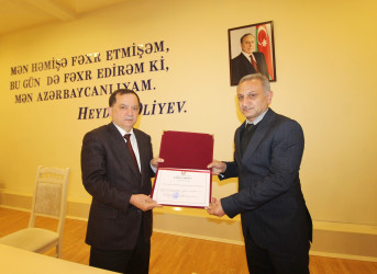 Qazaxda icra başçısı bir qrup əməkdaşı Fəxri Fərmanla təltif edib 04.03.2025