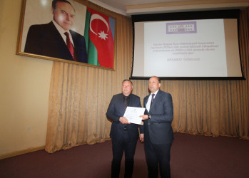 Qazax Rayon İcra Hakimiyyəti başçısının rayonun 2025-ci ilin sosial-iqtisadi inkişafının yekunlarına və 2026-cı ildə qarşıda duran vəzifələrə həsr olunmuş hesabat yığıncağı keçirilib 13.01.2026