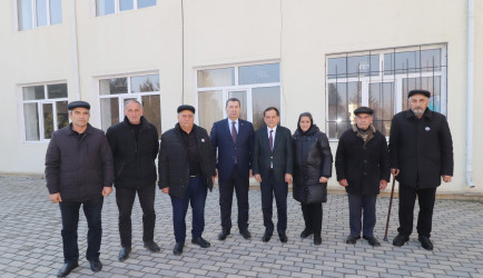 Millət vəkili Səməd Seyidov bu gün Qazaxın Yuxarı Salahlı kəndində sakinlərlə görüşüb 24.01.2025