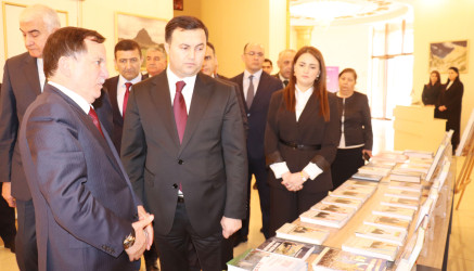 Qazax Rayon İcra Hakimiyyəti başçısının rayonun 2025-ci ilin sosial-iqtisadi inkişafının yekunlarına və 2026-cı ildə qarşıda duran vəzifələrə həsr olunmuş hesabat yığıncağı keçirilib 13.01.2026