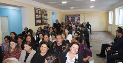 Qazaxda icra başçısının sentyabr ayı üzrə vətəndaşlarla keçirilən sonuncu səyyar görüşü rayonun Kəmərli kəndində olub 25.09.2025