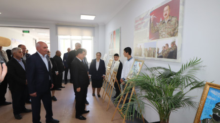Qazaxda 8 Noyabr - Zəfər Gününün beşinci ildönümünə həsr edilmiş kitab və rəsm sərgisi, Vətən müharibəsi şəhidi tibb xidməti leytenantı Adil Əfəndiyevə həsr edilmiş “O, bizim Adildi” kitabının təqdimat mərasimi olub -22.10.2025