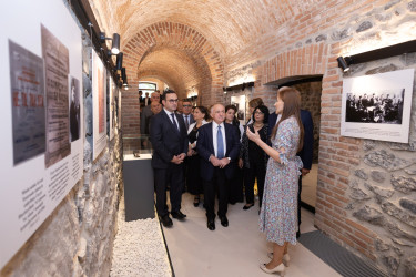 Üzeyir Hacıbəylinin 140 illik yubileyi ADA Universitetinin Qazax Mərkəzində qeyd olunub 20.09.2025